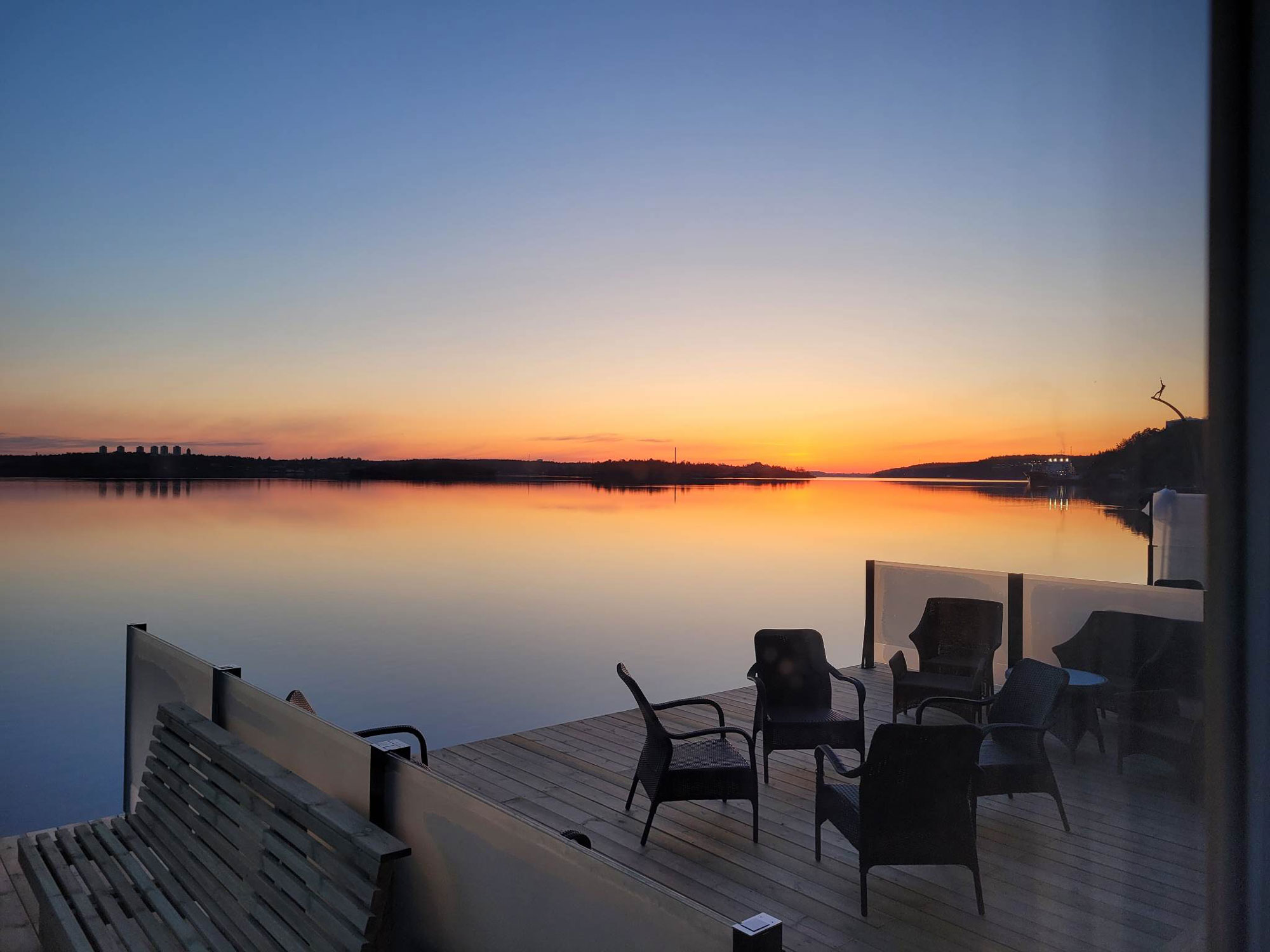 Soluppgång över havet